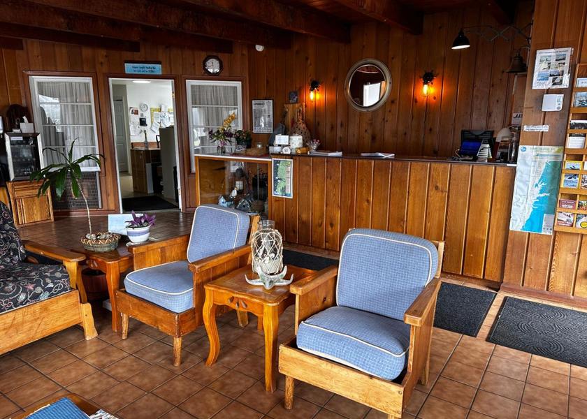 Oregon Yachats Lobby