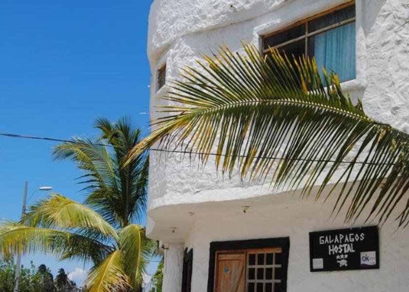 Galápagos Puerto Villamil Exterior view