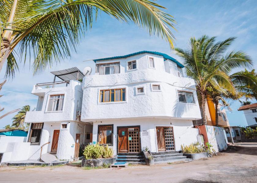Galápagos Puerto Villamil Exterior view
