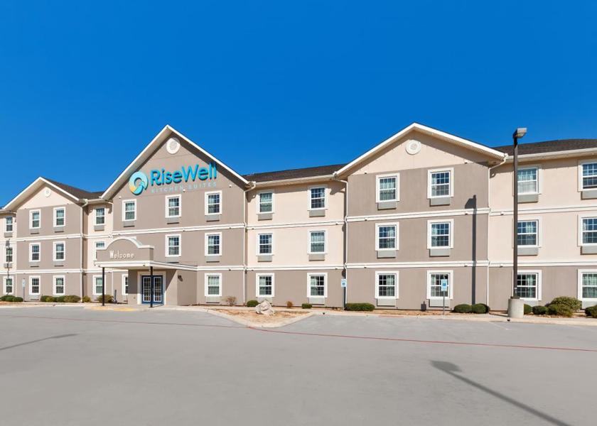 Texas Pleasanton Exterior view