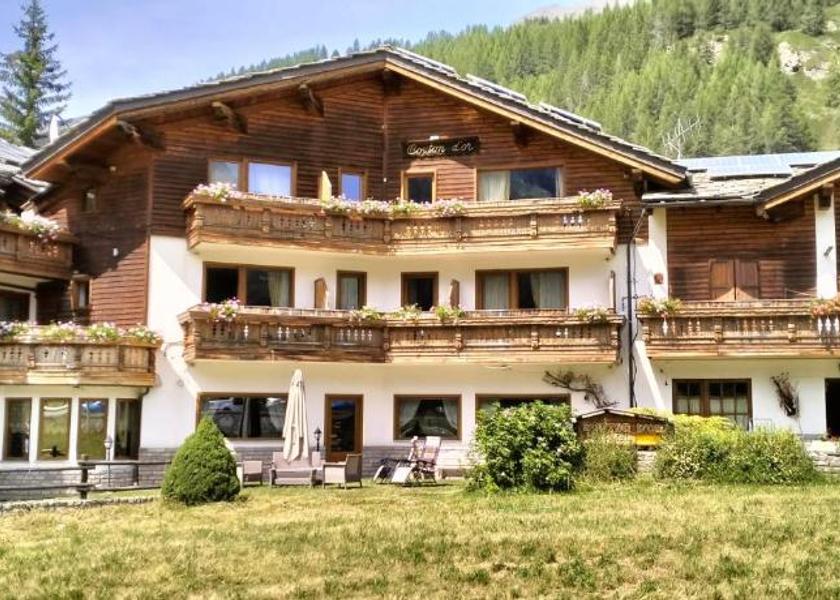 Valle d'Aosta Cogne Exterior view
