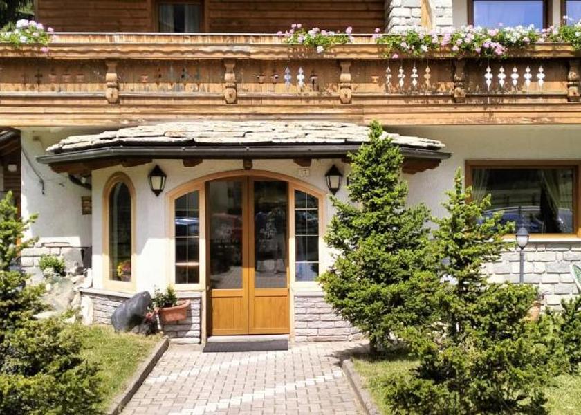 Valle d'Aosta Cogne Exterior view