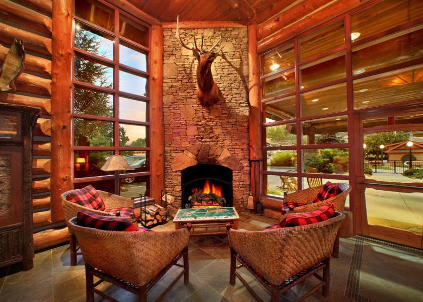 Tennessee Gatlinburg Lobby