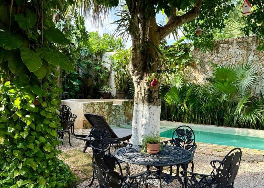 Yucatán Valladolid Garden