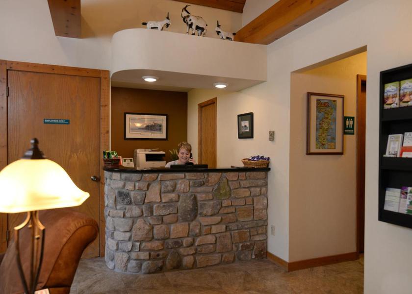 Wisconsin Sister Bay Lobby