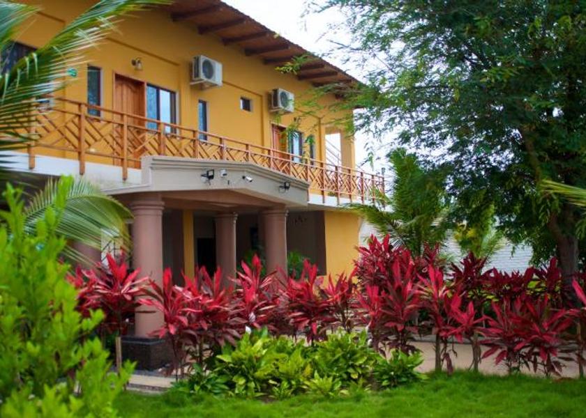 Esmeraldas Tachina Exterior view