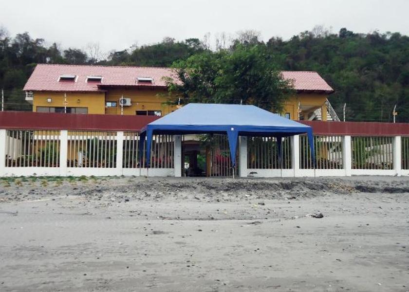 Esmeraldas Tachina Beach