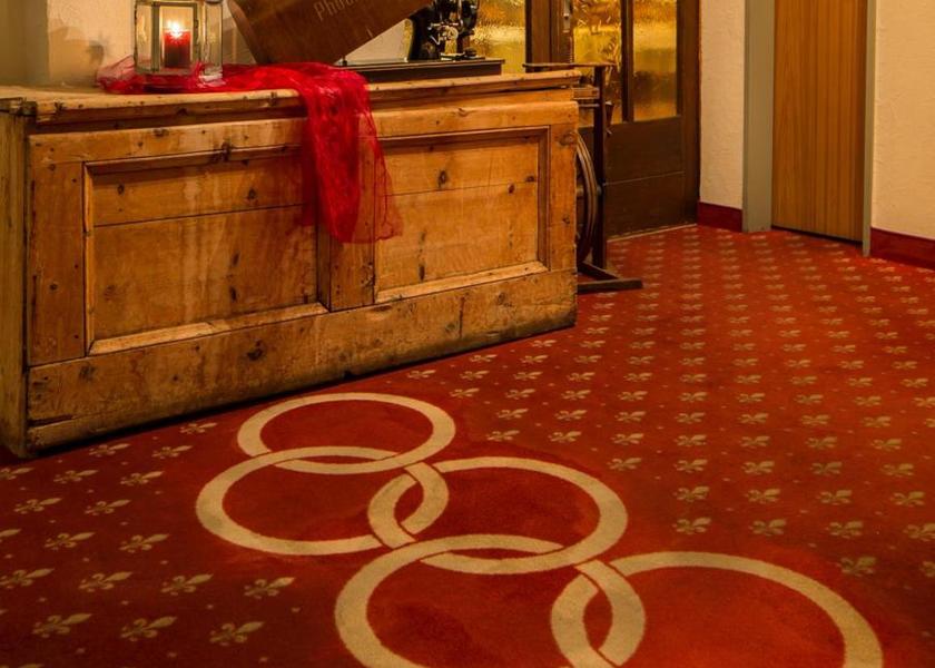 Valais Saas Almagell Lobby