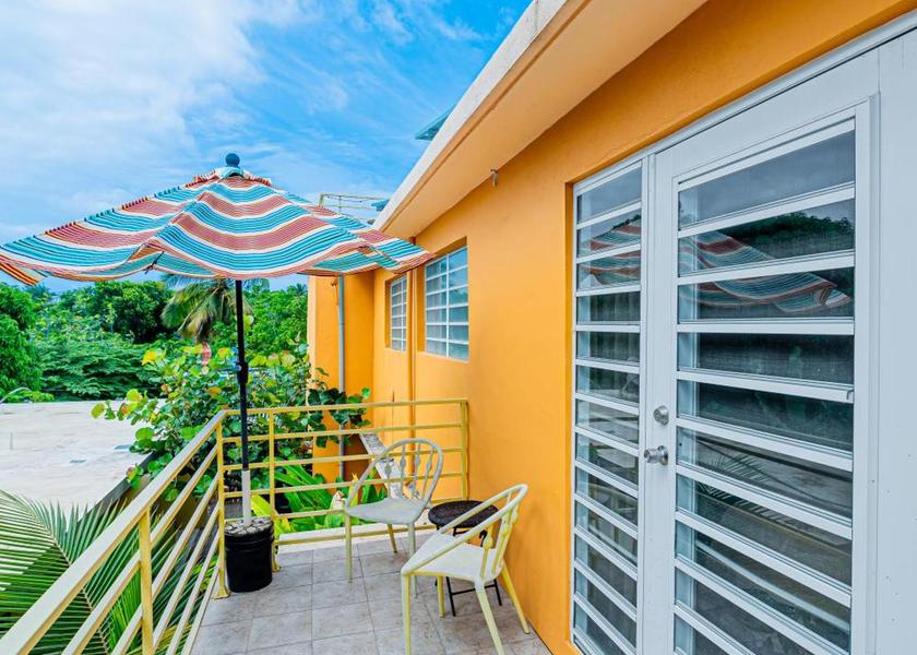  Vieques Hotel Exterior