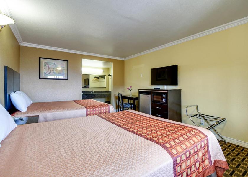 California La Puente Superior Deluxe Double or Twin Room 