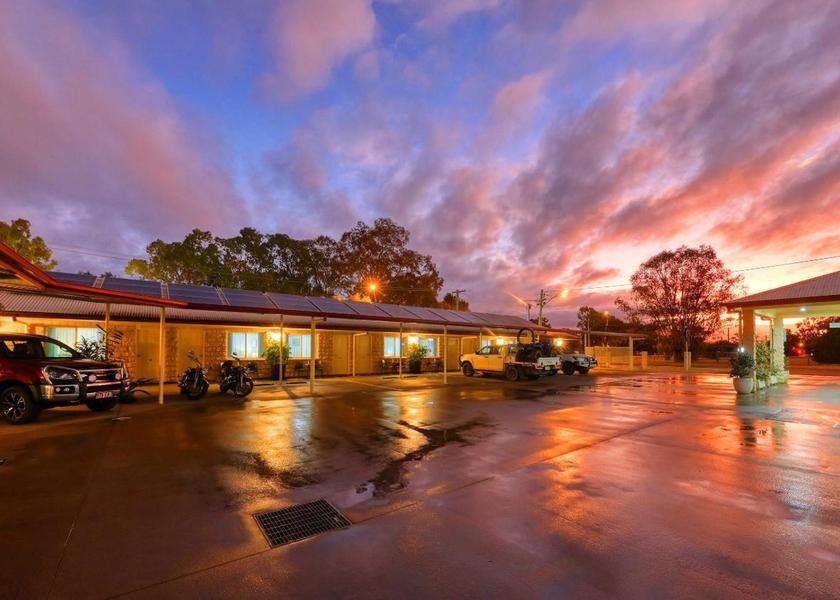 Queensland Chinchilla Exterior view