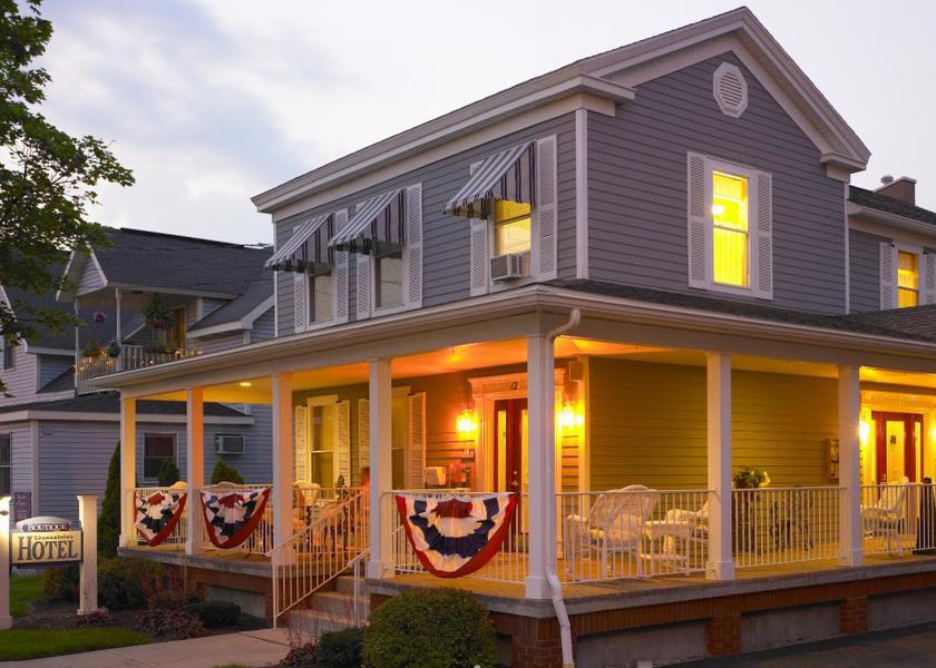 New York Skaneateles Exterior view