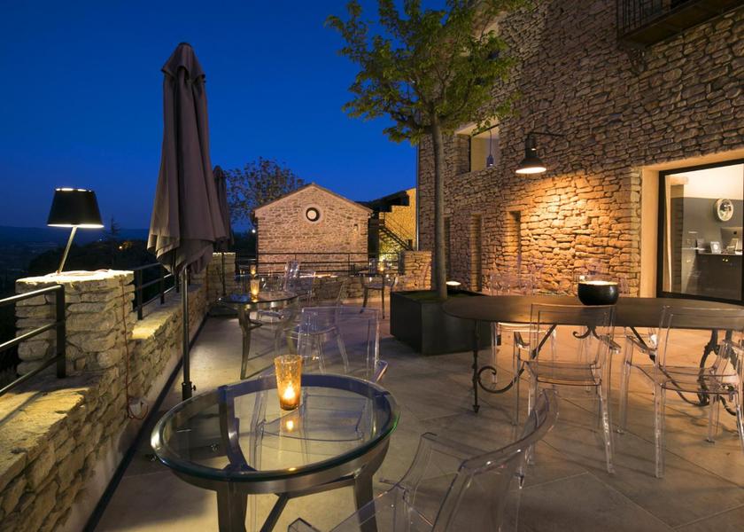 Provence-Alpes-Côte d'Azur Crillon-le-Brave Balcony/terrace