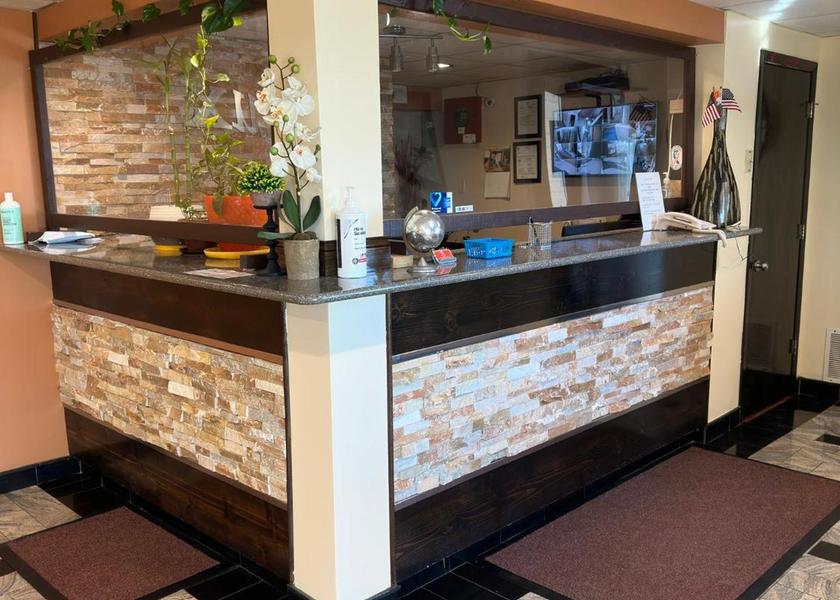 Nebraska Norfolk Lobby