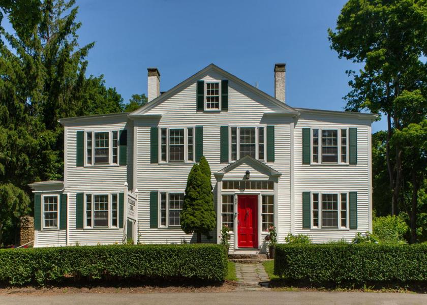Massachusetts Yarmouth Port Exterior view