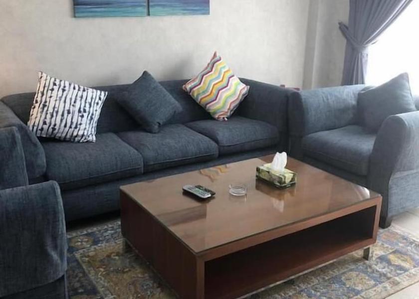  Kuwait City Living area