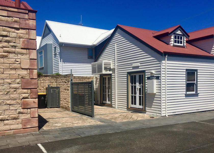Victoria Port Fairy Exterior view
