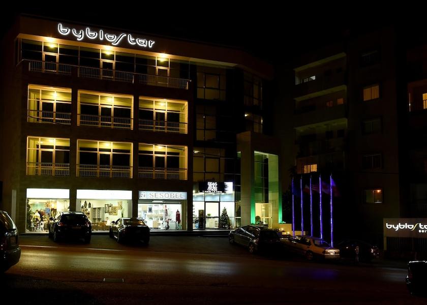 Keserwan-Jbeil Governorate Byblos Front of property - evening/night