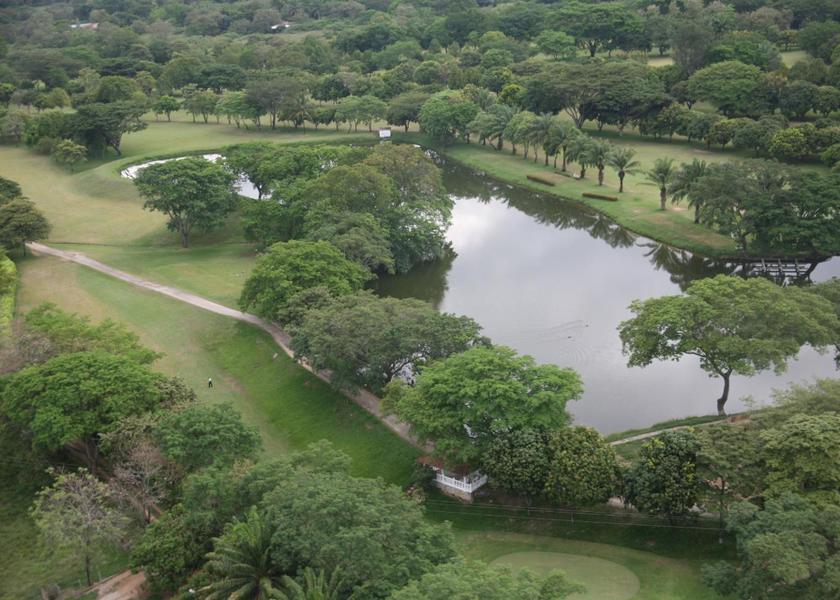 Huila Rivera Golf course [on-site]