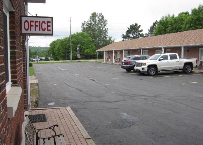 Ontario Bracebridge Facilities