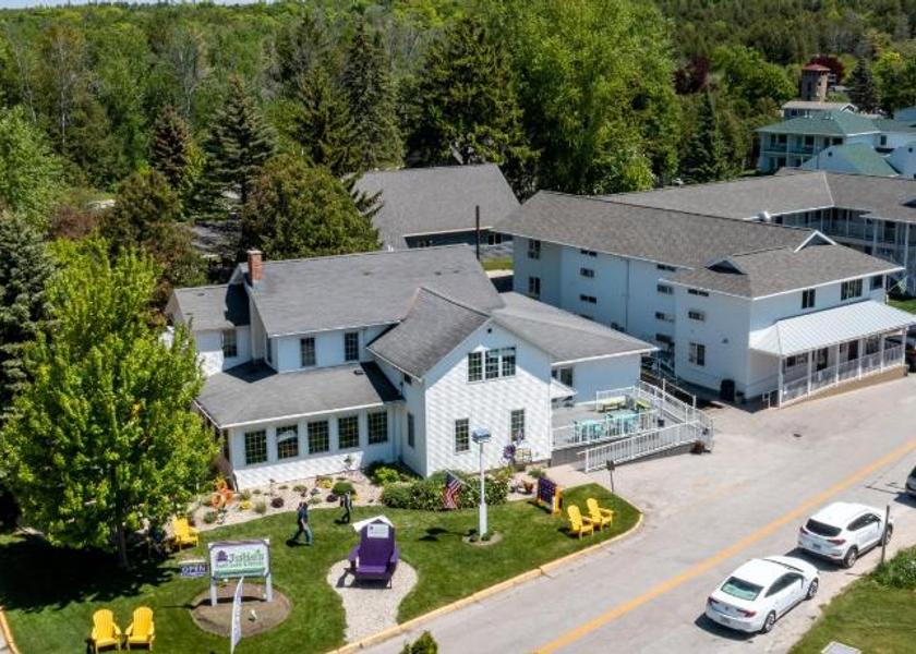 Wisconsin Fish Creek Exterior view
