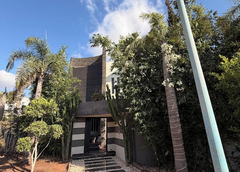 Casablanca-Settat Nouaceur Front of property
