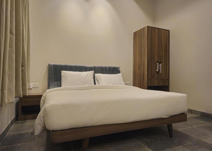 Uttar Pradesh Varanasi Double Executive