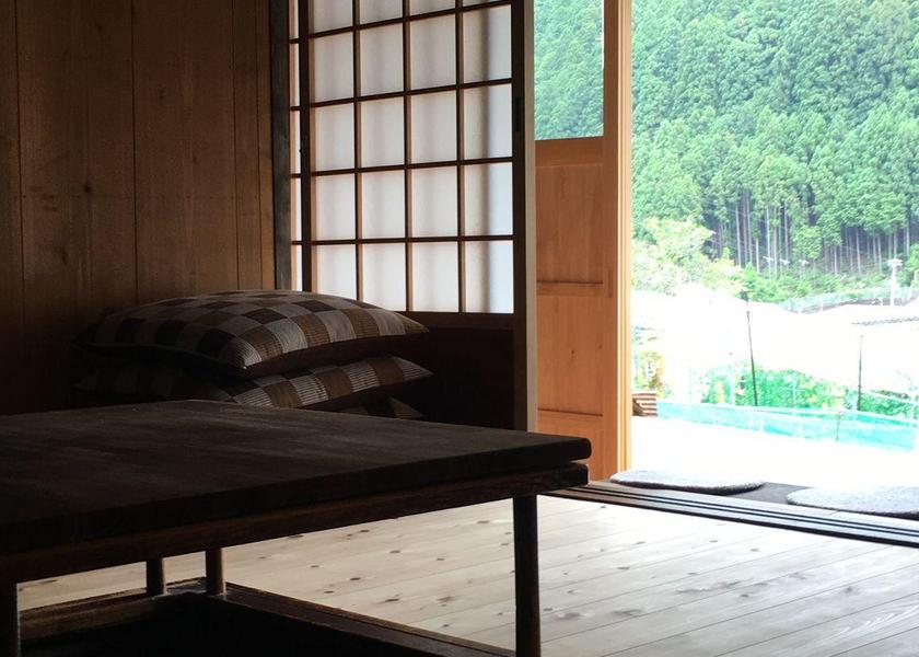 Nara Tenkawa Interior view