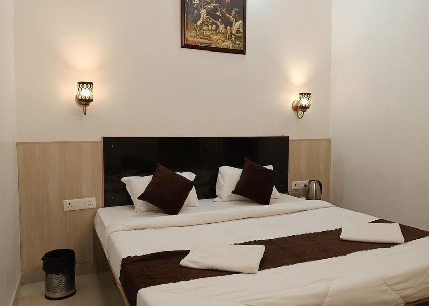 Uttar Pradesh Varanasi Bedroom