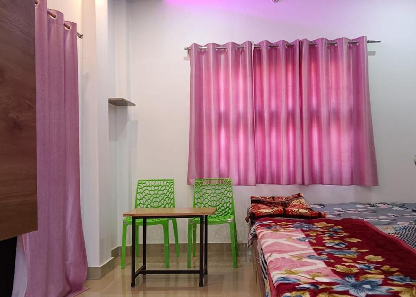Uttar Pradesh Varanasi Bedroom - 202