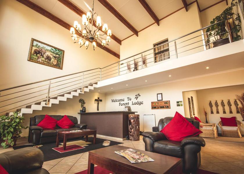 Shared lounge/TV area