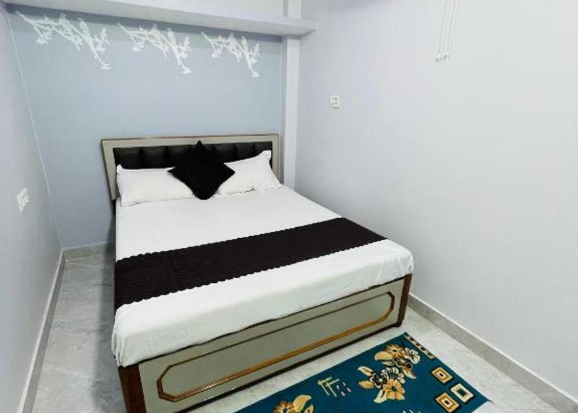 Uttar Pradesh Varanasi Triple Air Conditioning
