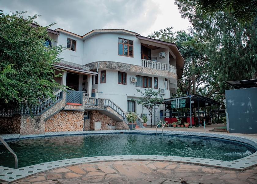 Dar es Salaam Dar es Salaam Poolside bar