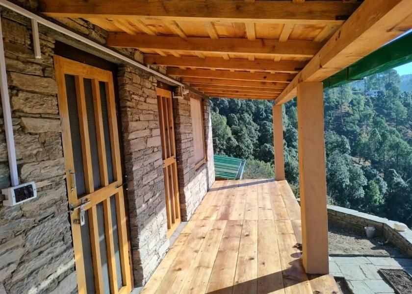 Uttarakhand Binsar Hotel View