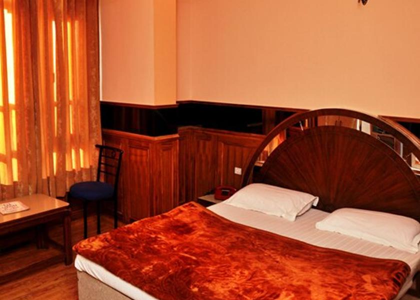 Himachal Pradesh Kufri Deluxe