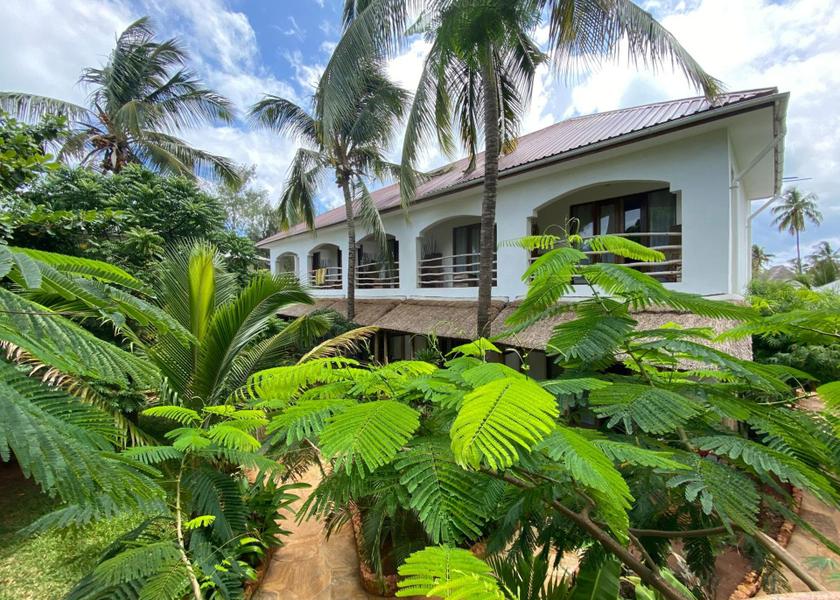  Nungwi Hotel Exterior