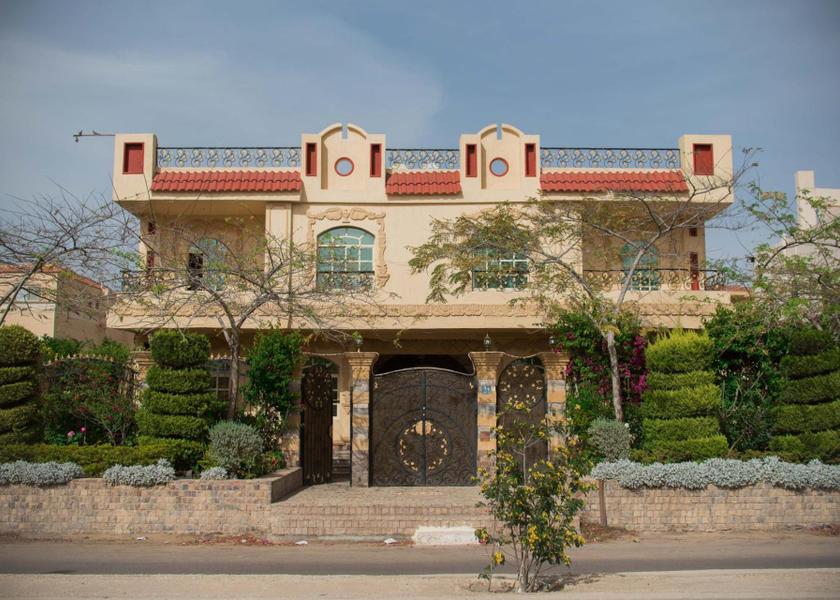 Giza Governorate Sheikh Zayed City Exterior view