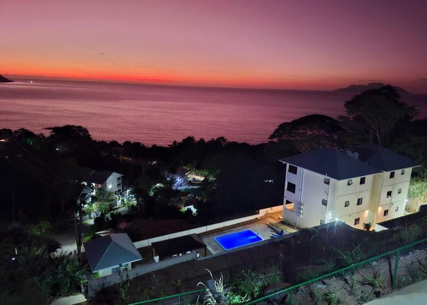  Mahé Island Exterior view