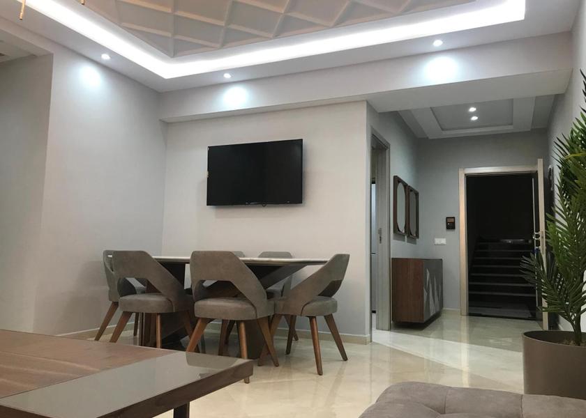 Shared lounge/TV area