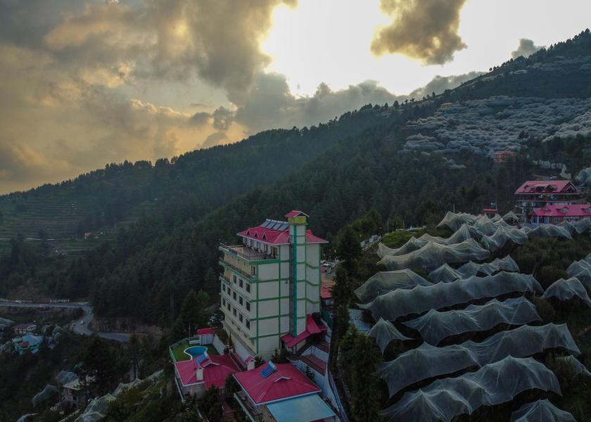 Himachal Pradesh Narkanda Exterior view