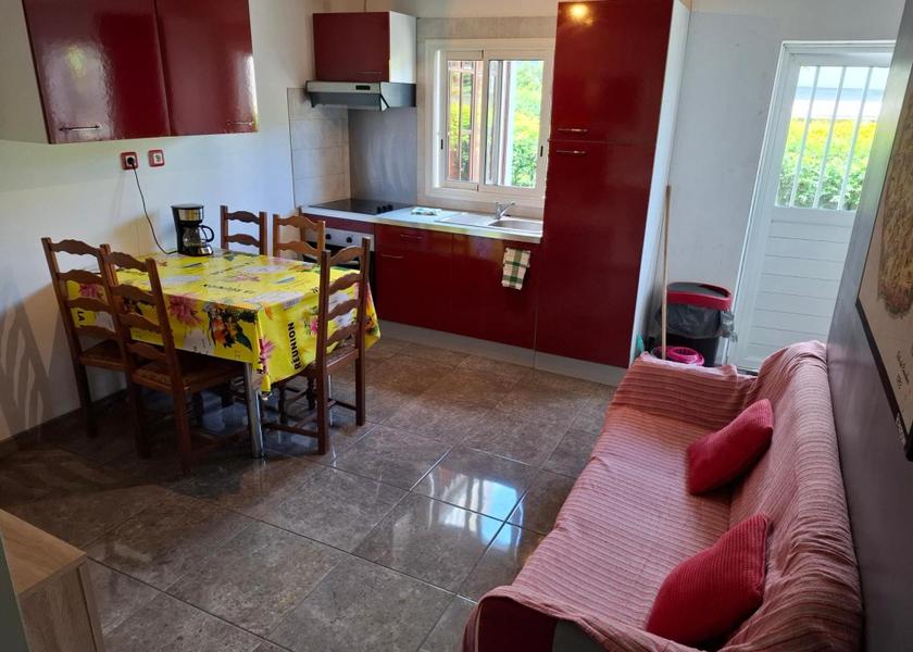 Arrondissement of Saint-Pierre Cilaos Kitchen