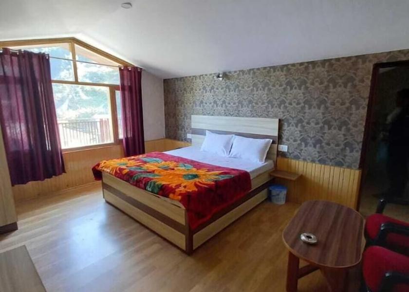 Himachal Pradesh Kufri Room