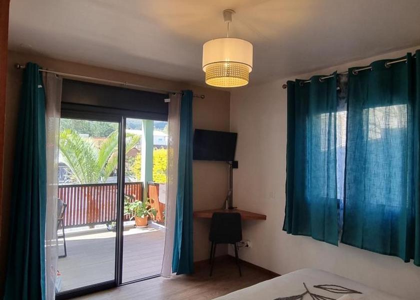 Arrondissement of Saint-Pierre Cilaos Two-Bedroom House