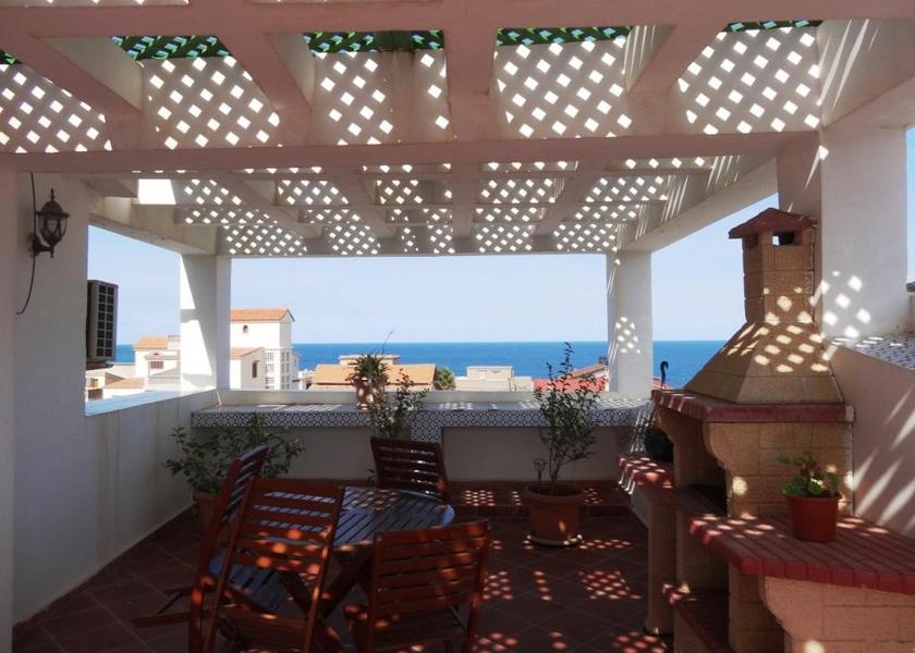  Algiers View