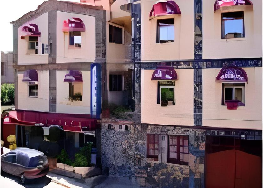  Algiers Exterior view