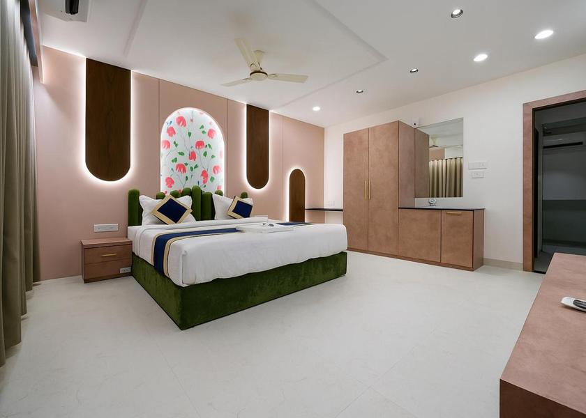 Madhya Pradesh Indore Suite Room