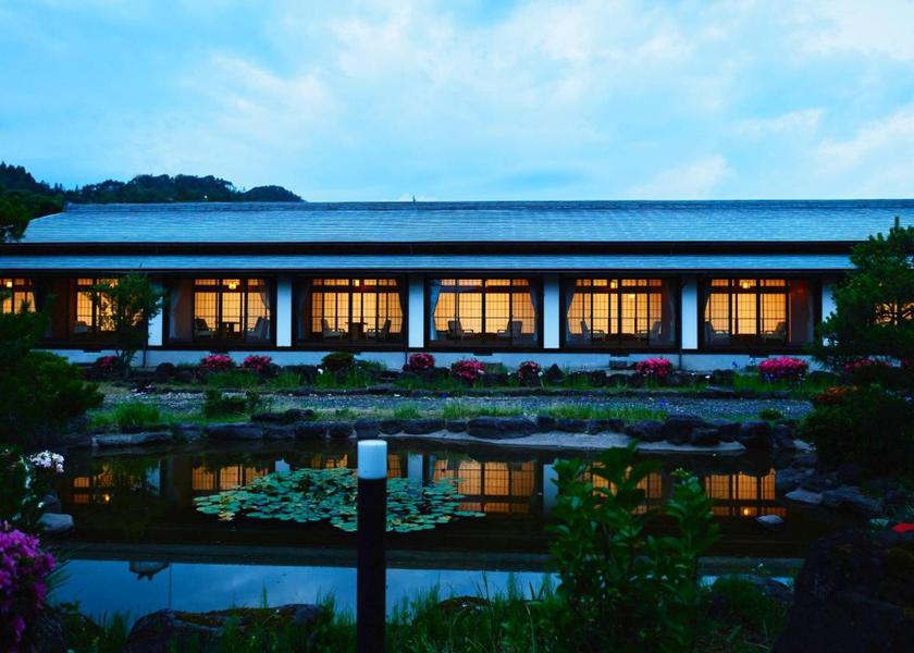 Yamagata Kaminoyama Hotel Exterior