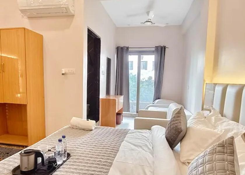 Madhya Pradesh Indore Family Room