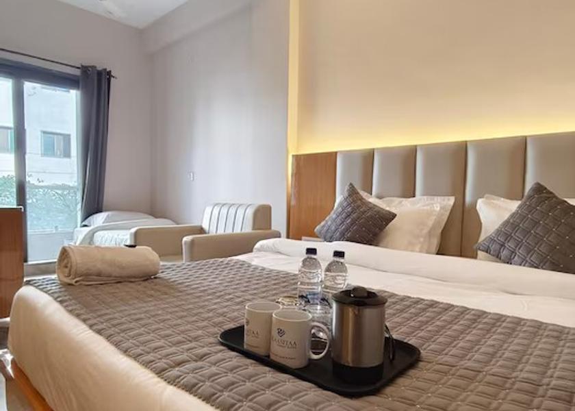 Madhya Pradesh Indore Family Room