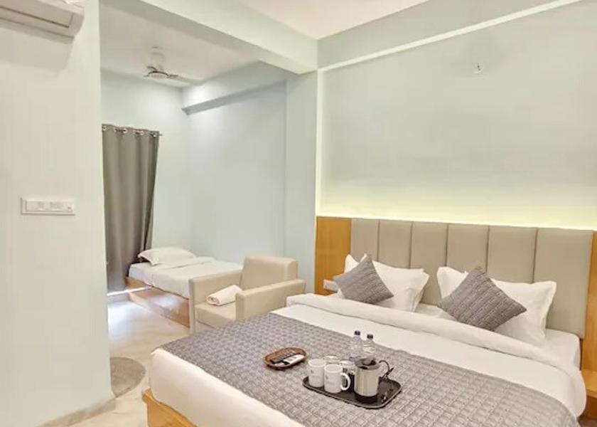 Madhya Pradesh Indore Family Room